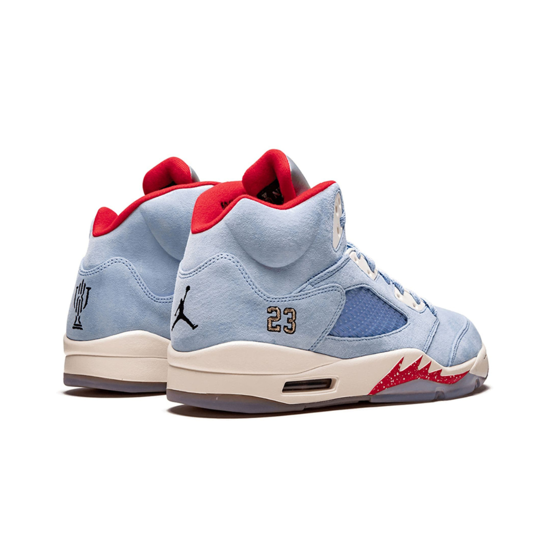 J5 Retro Trophy Room â SNW