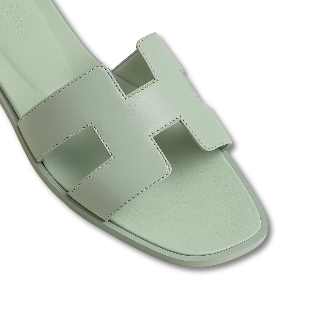 Oran Sandal
