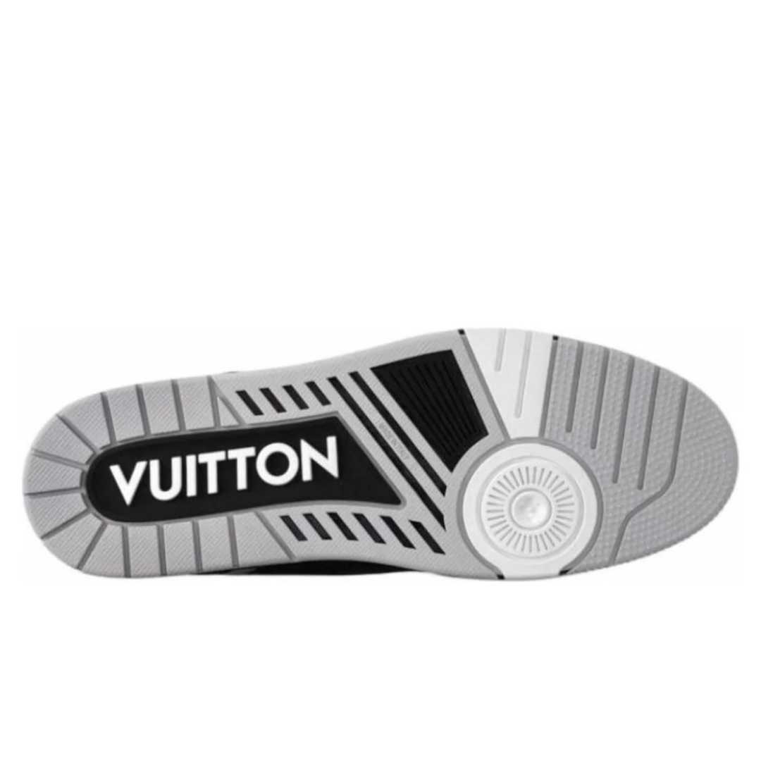 Monogram White Black Trainer