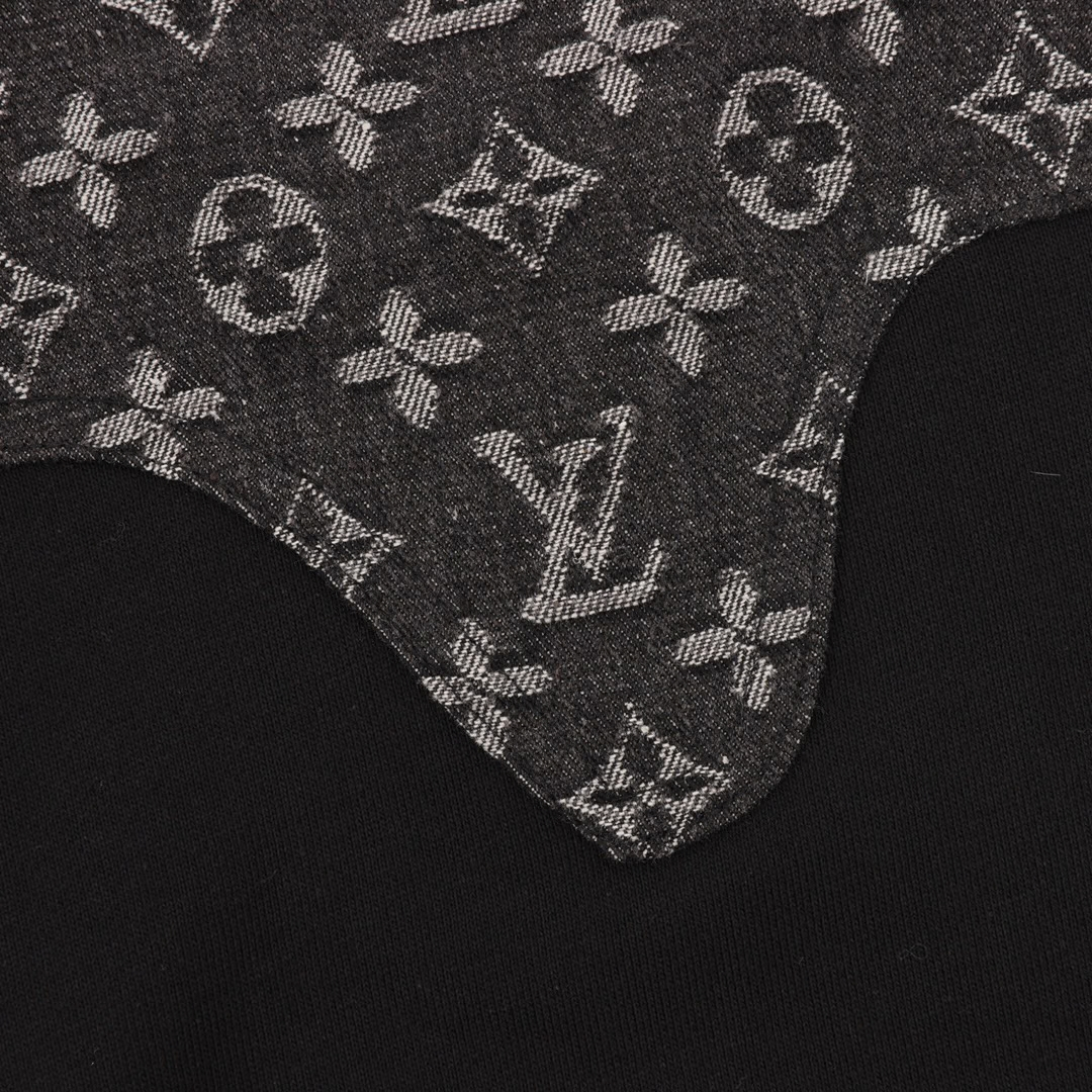 Lv Graphic Sweatshirt