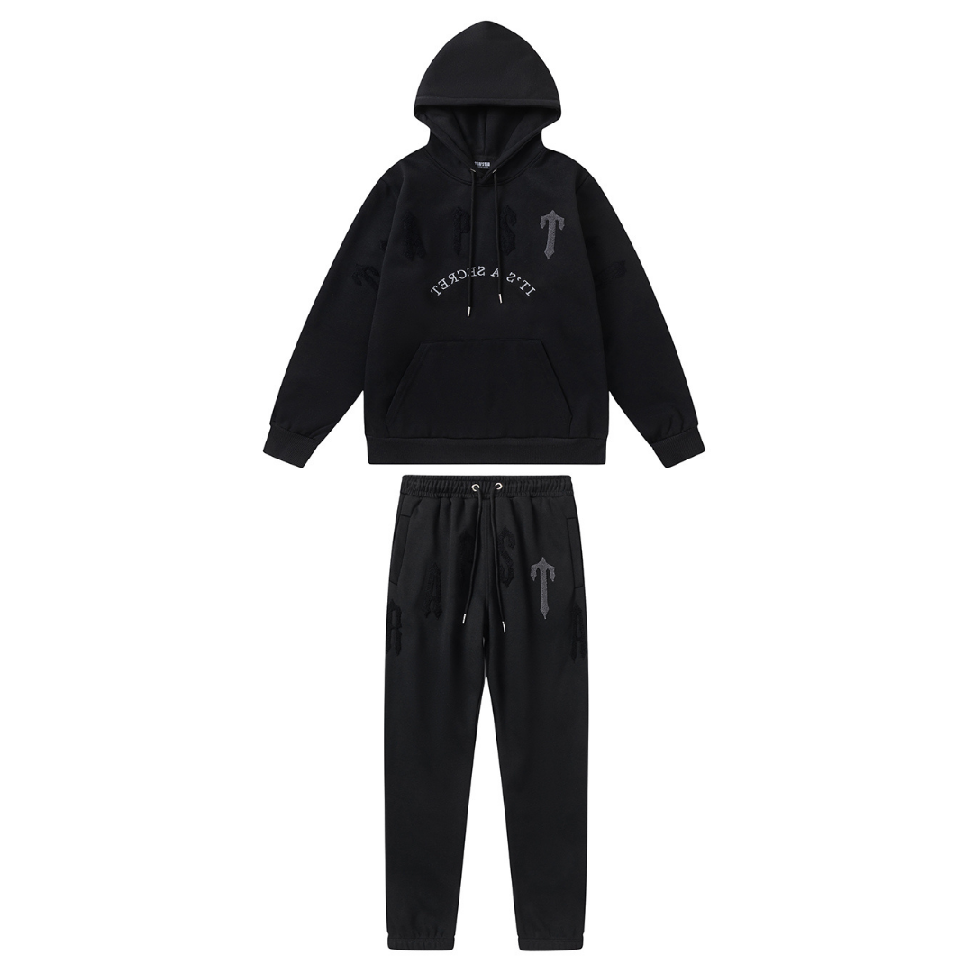 Decoded Arch 2.0 Triple Black Tracksuit