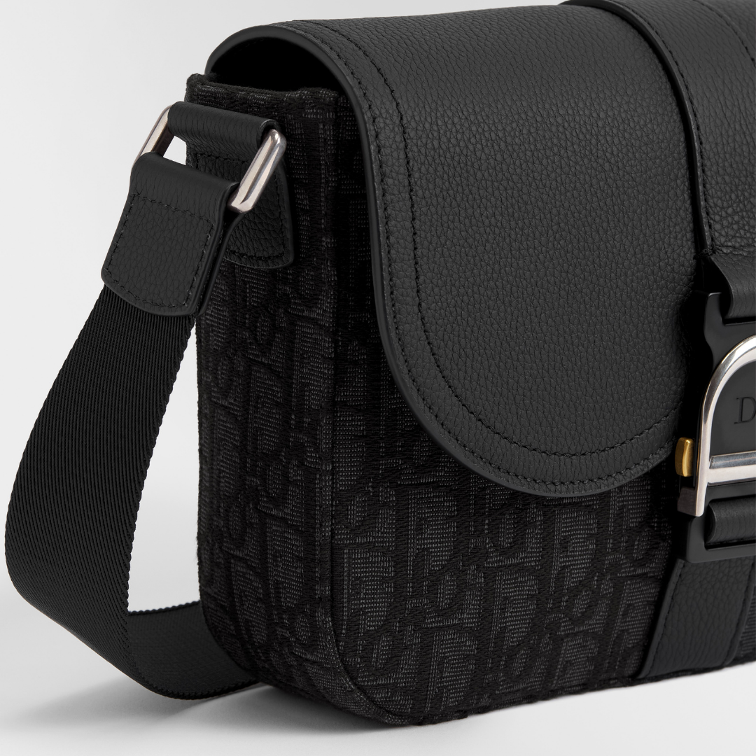 Saddle Messenger Bag