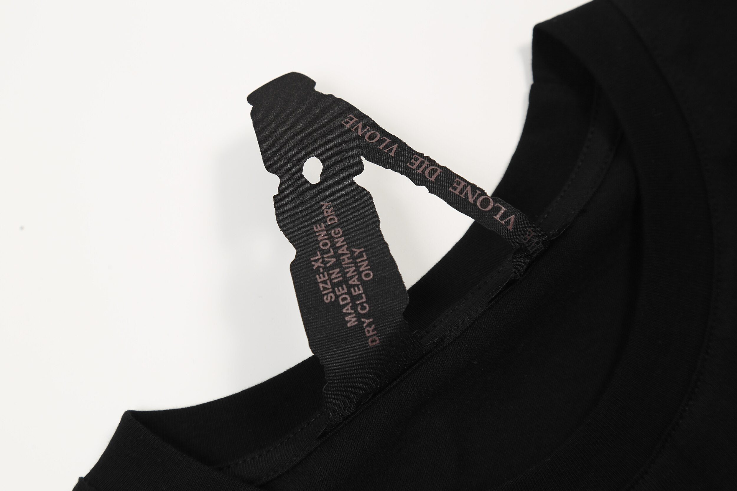 Vlone black t clearance shirt